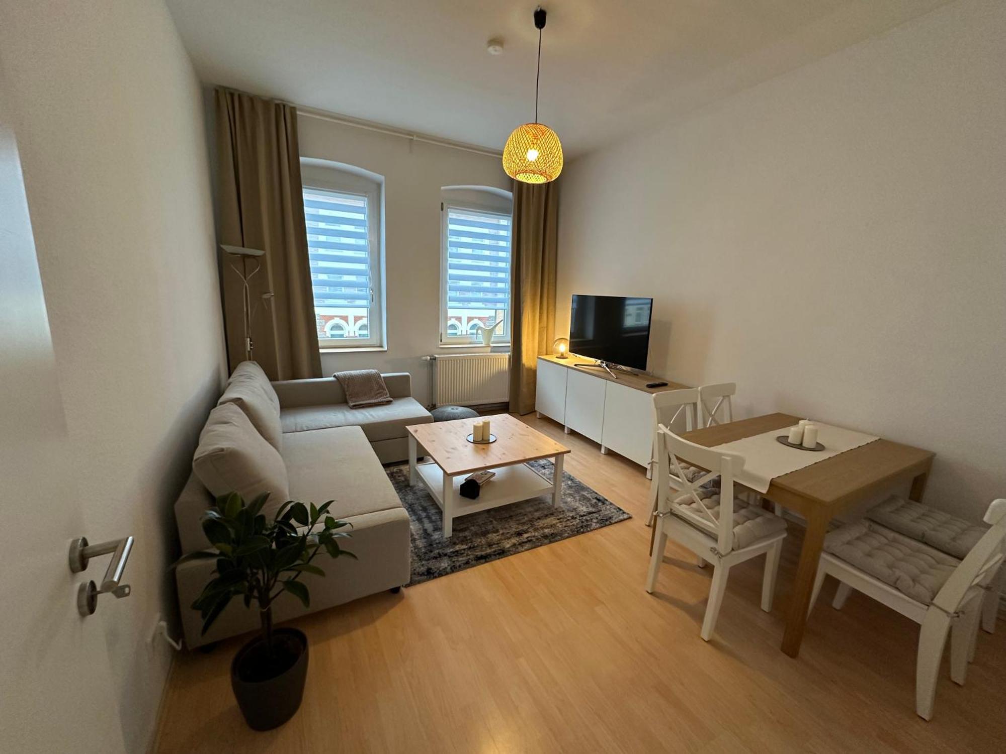 Ferienwohnung Fuer 8 Mit Balkon Erfurt Dış mekan fotoğraf